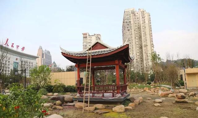 bb4daa2e8b114faca69d919d81076ca9_副本.jpg